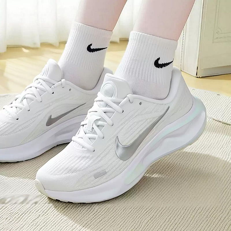 Sepatu Olahraga Lari NIKE Wani - Women Shoes Hong Kong ulasan dan harga